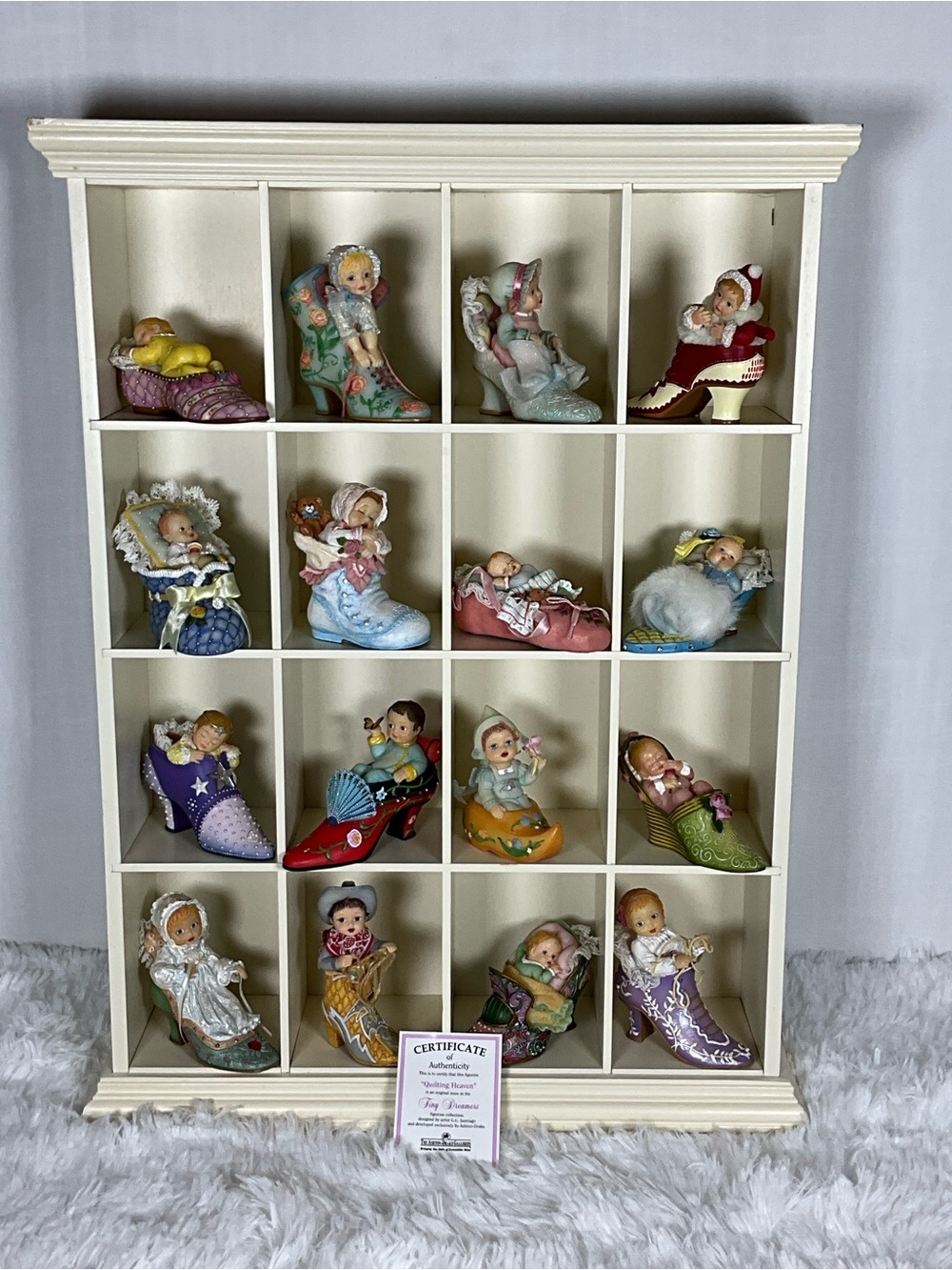 Ashton-Drake “Tiny Dreamers” Collection 16 Piece plus Display Shelf